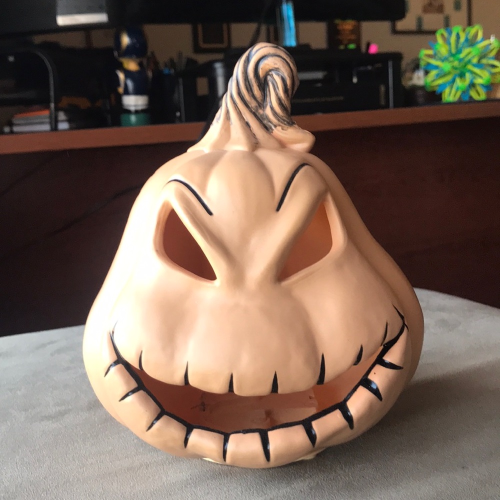 Light up Oogie Boogie